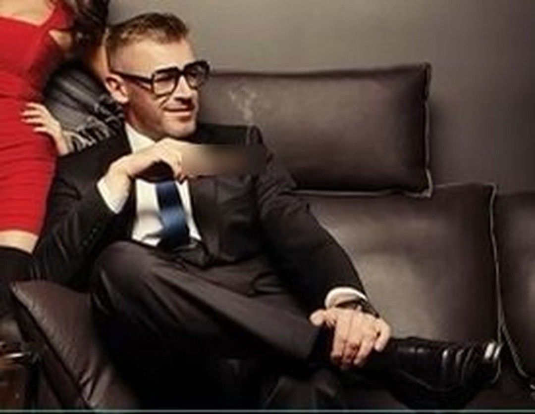 Men's Suit & Tux gallery photo